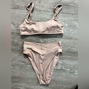 Champagne aerie bikini